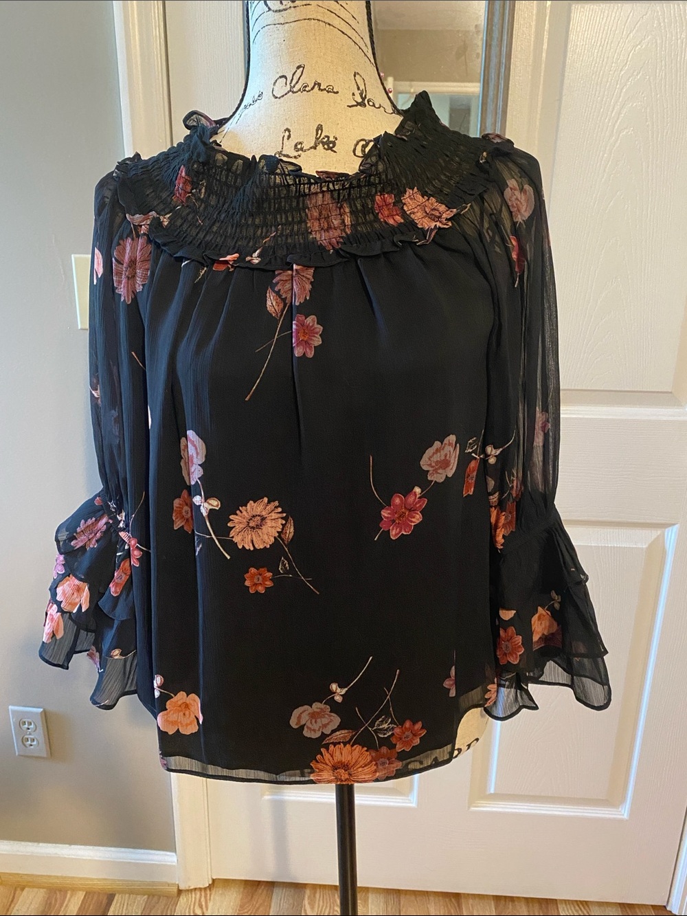 Black Floral Smocked Neck Long-Sleeve Women's Top